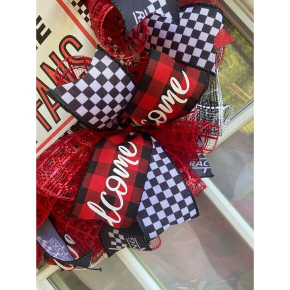 Welcome Race Fans Wreath | Racing Decor | Black, Red & White Checkered Flag - Picture 3 of 8